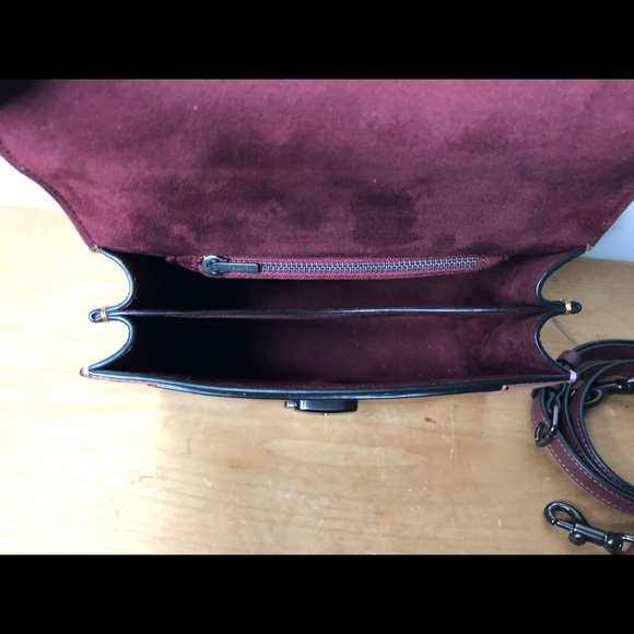 S⭕️LD‼️ Coach Tabby Top Handle 20 in Colorblock Leather - Picture 9 of 12